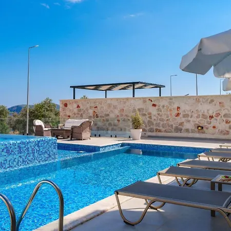 فيلة Antares - Kalkan *